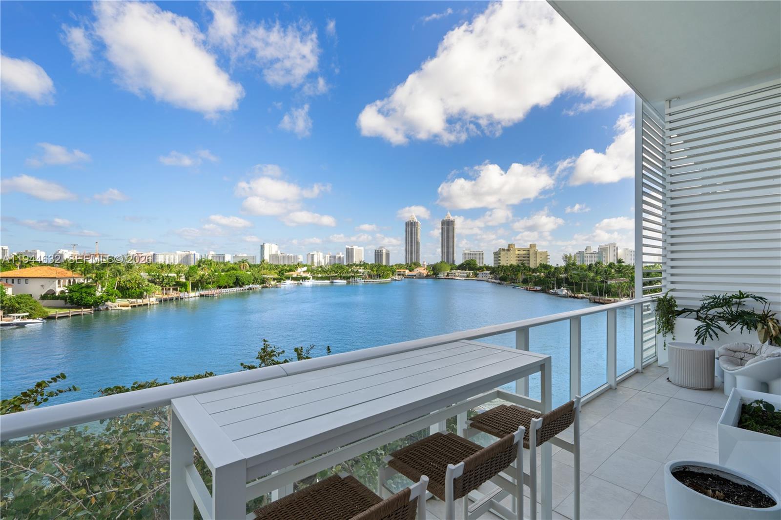 Ritz-Carlton Residences Miami Beach 304