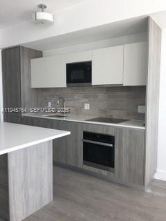 2900 7th Ave # 3008