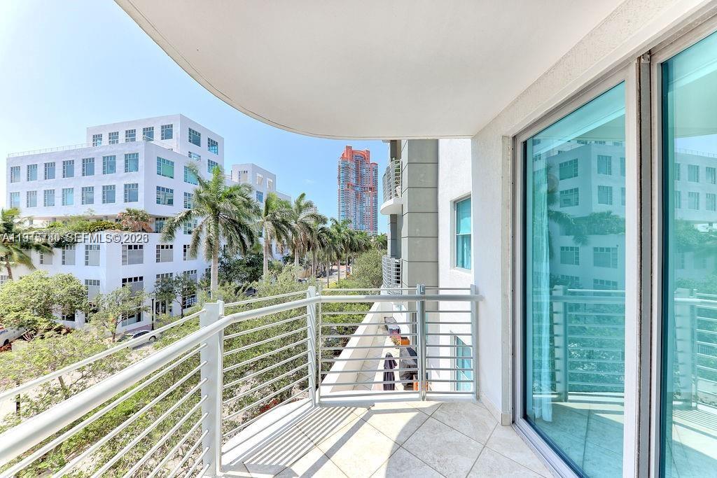 110 Washington Ave # 2405