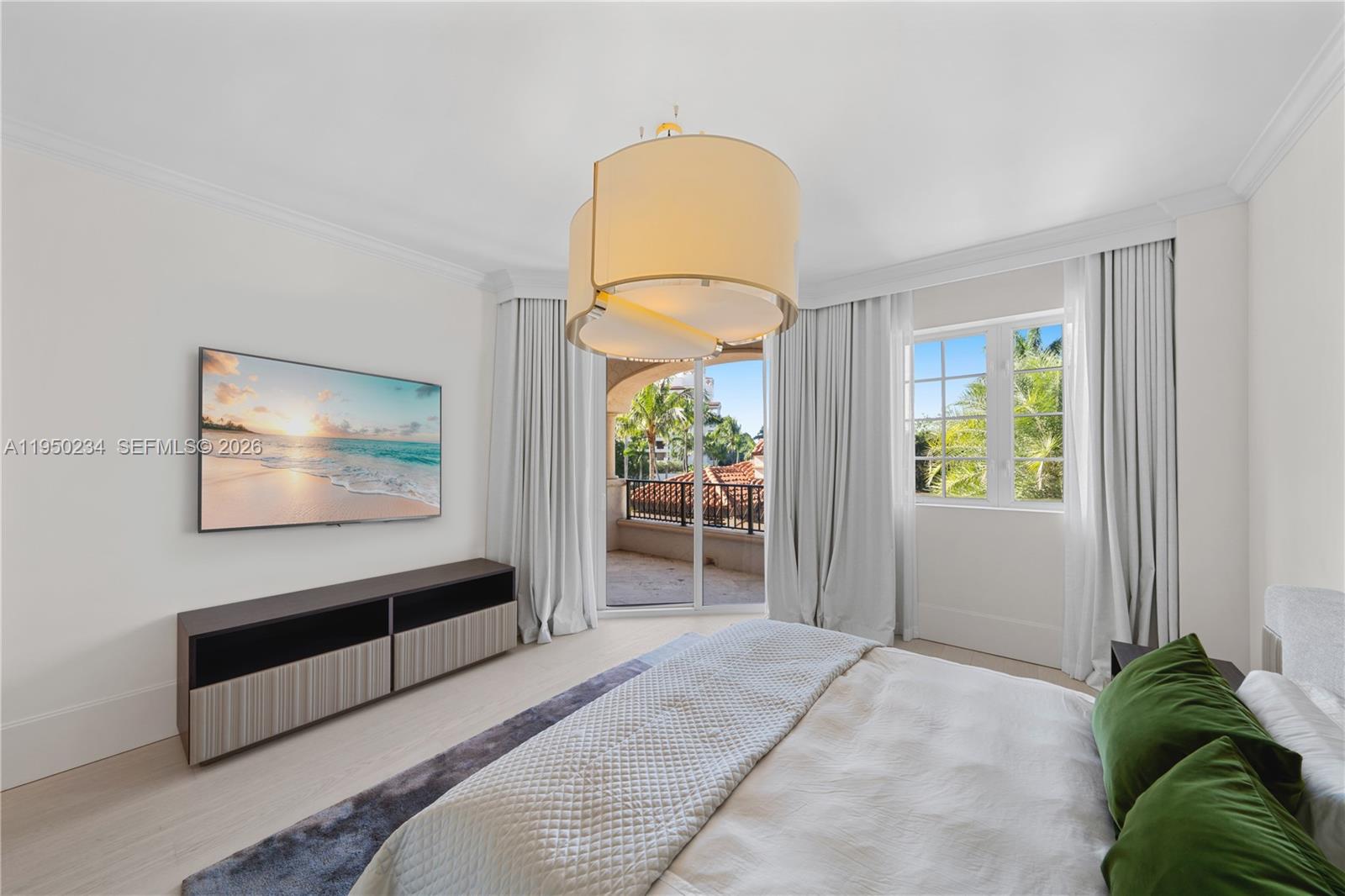 7124 Fisher Island Dr # 7124