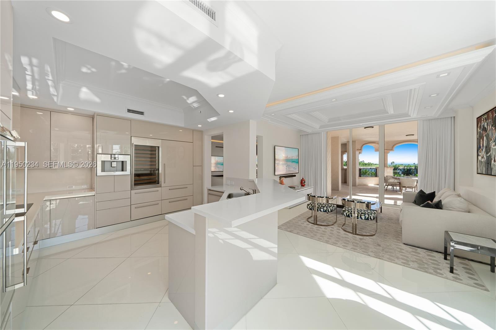 7124 Fisher Island Dr # 7124