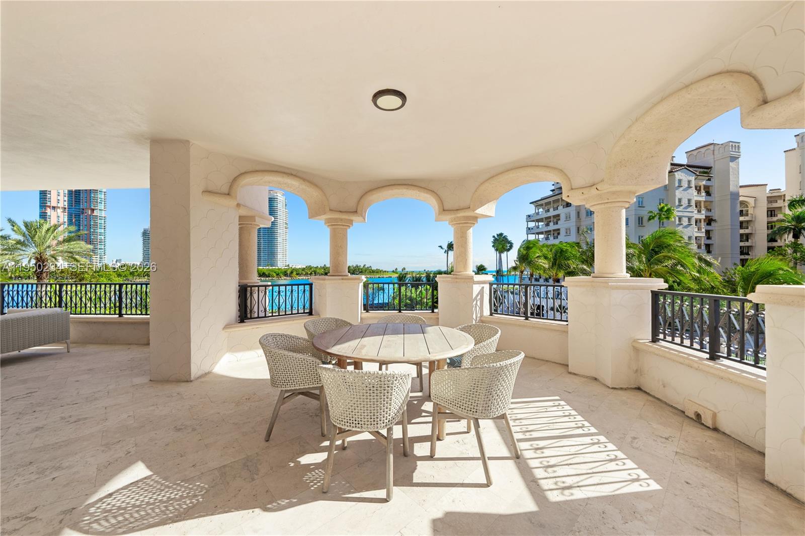 7124 Fisher Island Dr # 7124