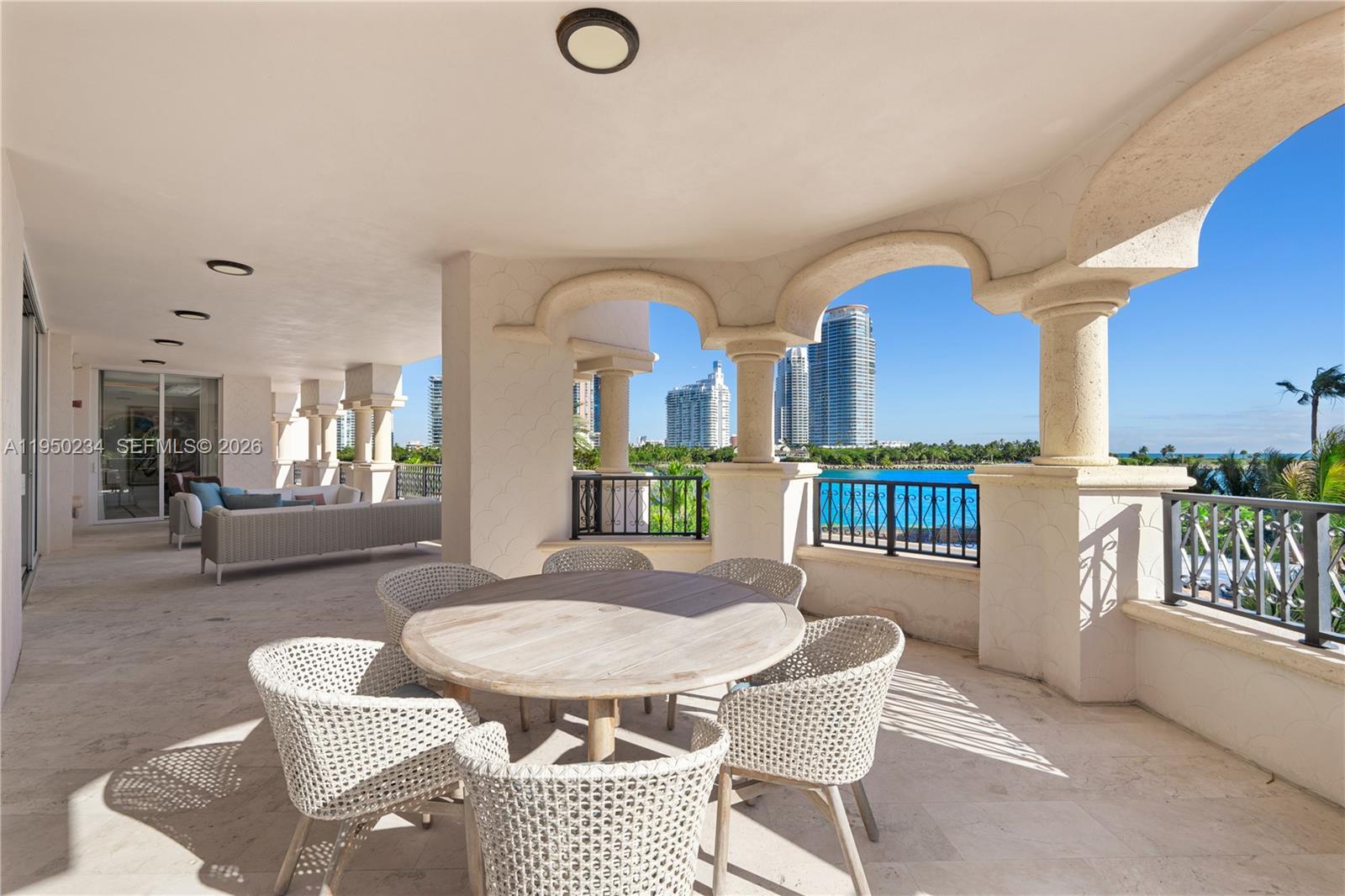 7124 Fisher Island Dr # 7124