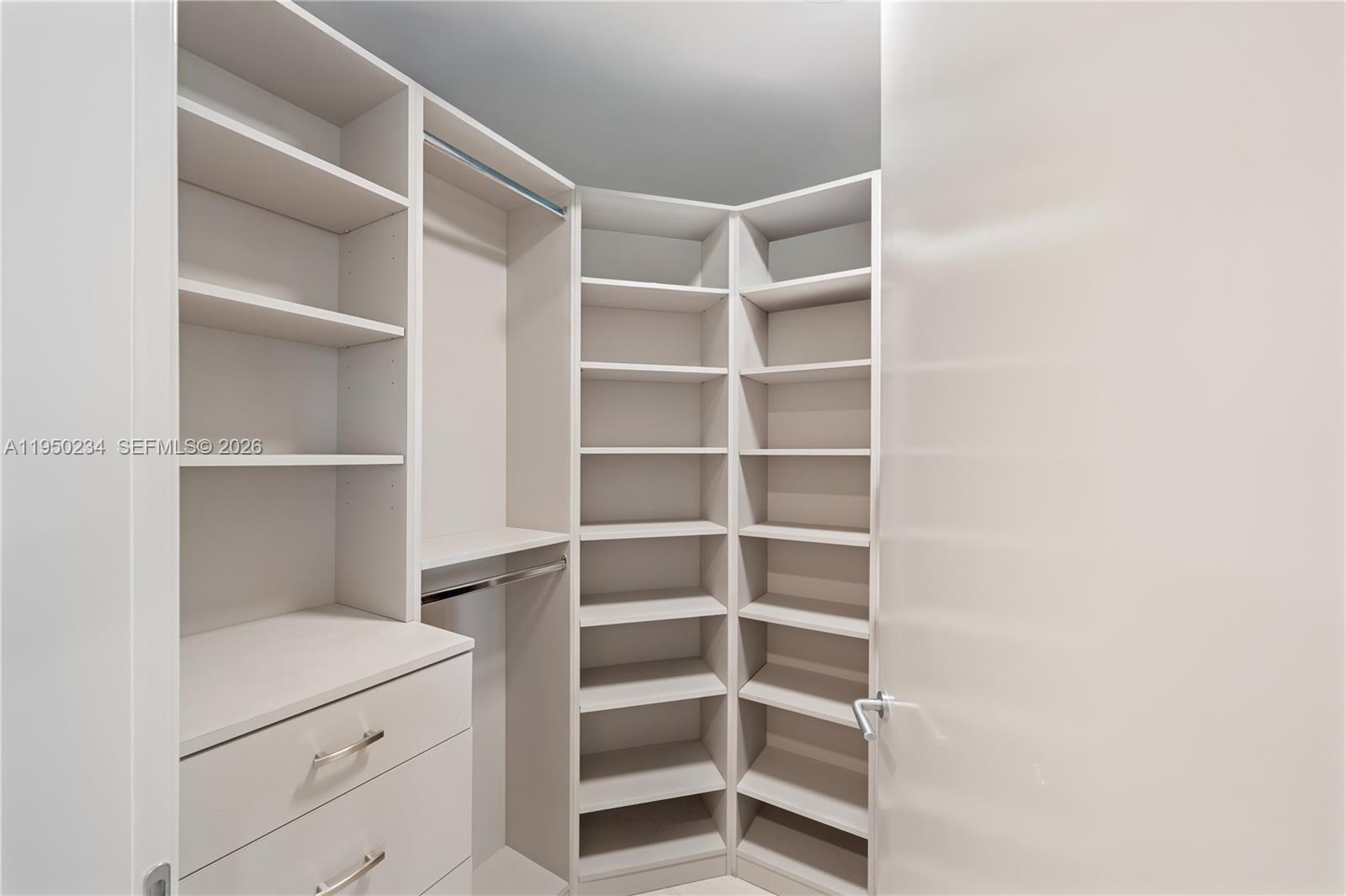 7124 Fisher Island Dr # 7124