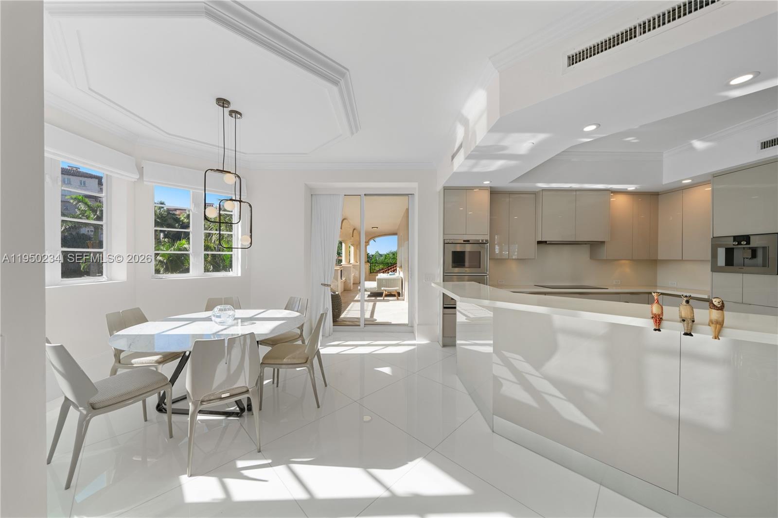 7124 Fisher Island Dr # 7124