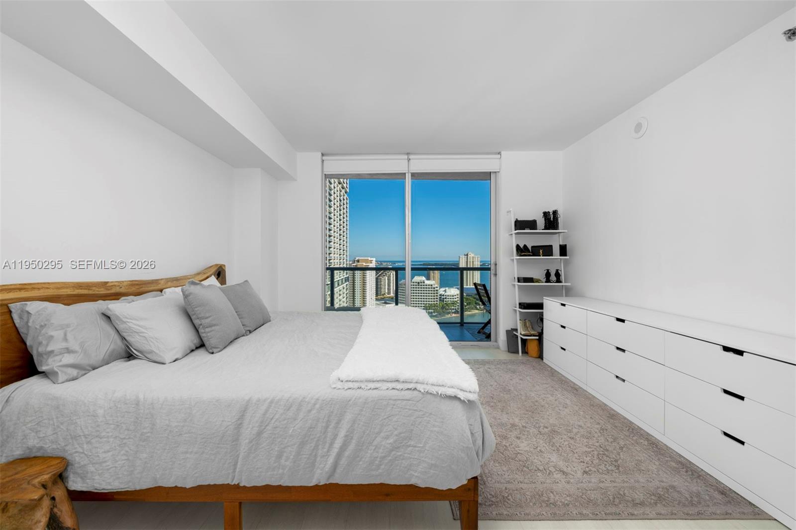 500 Brickell Ave # 2800