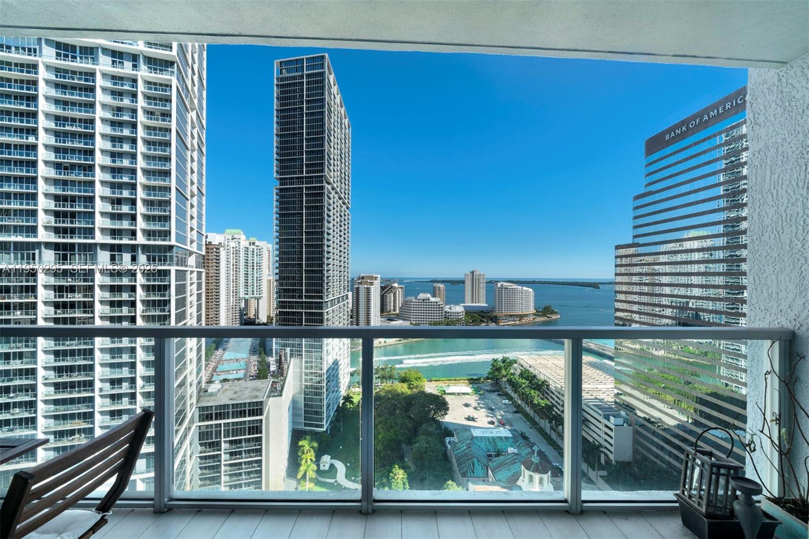500 Brickell Ave # 2800