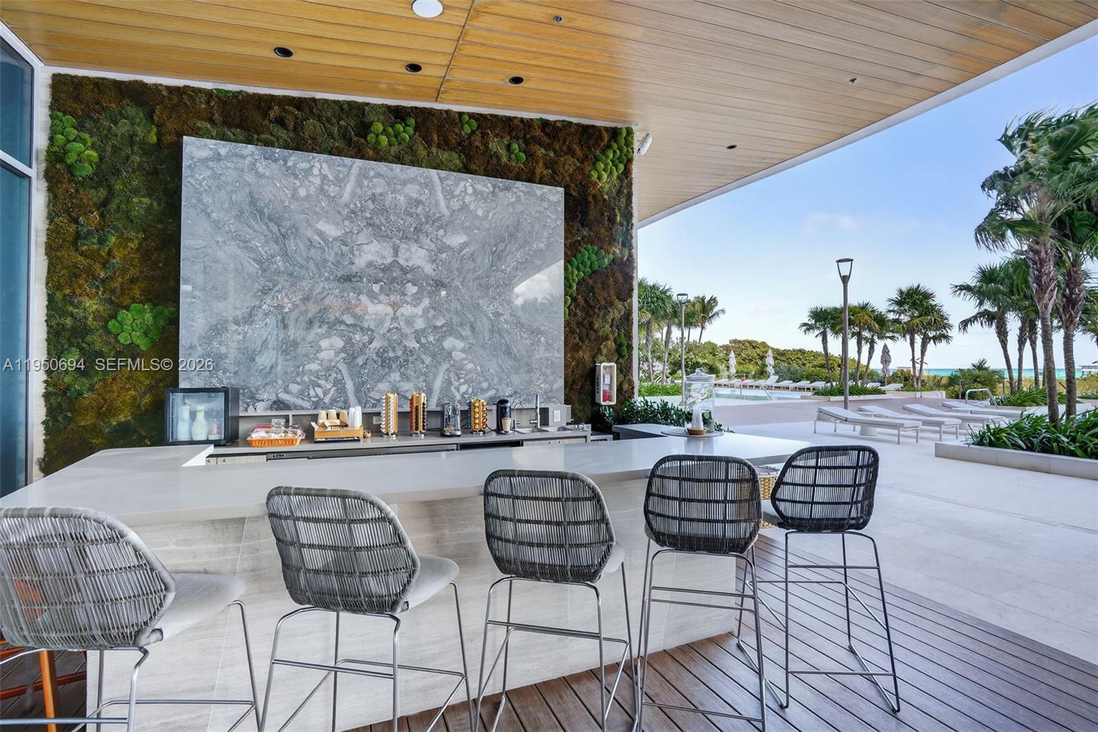 5775 Collins Ave # 405