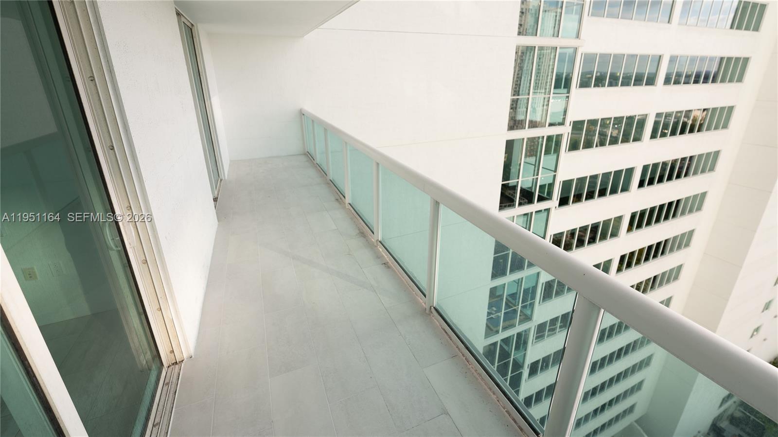 1800 N Bayshore Dr # 2302