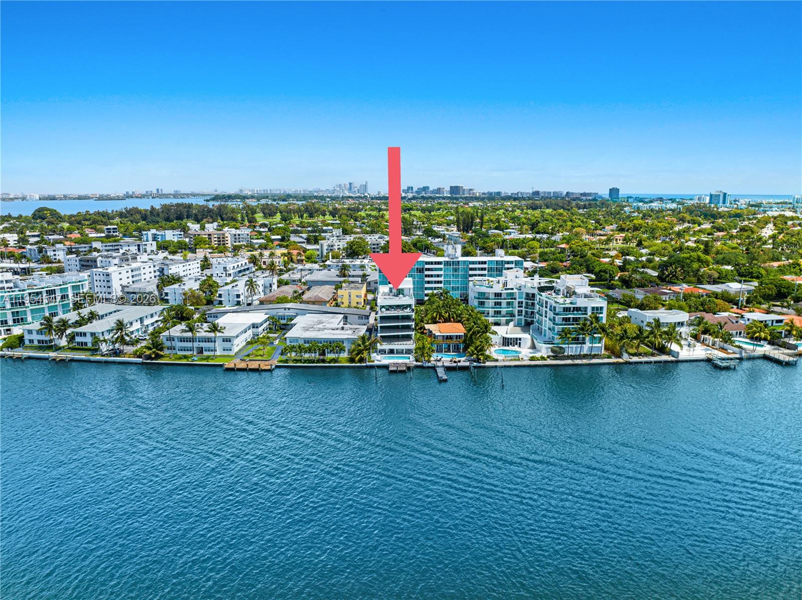 1930 Bay Dr Second Level Un # 1