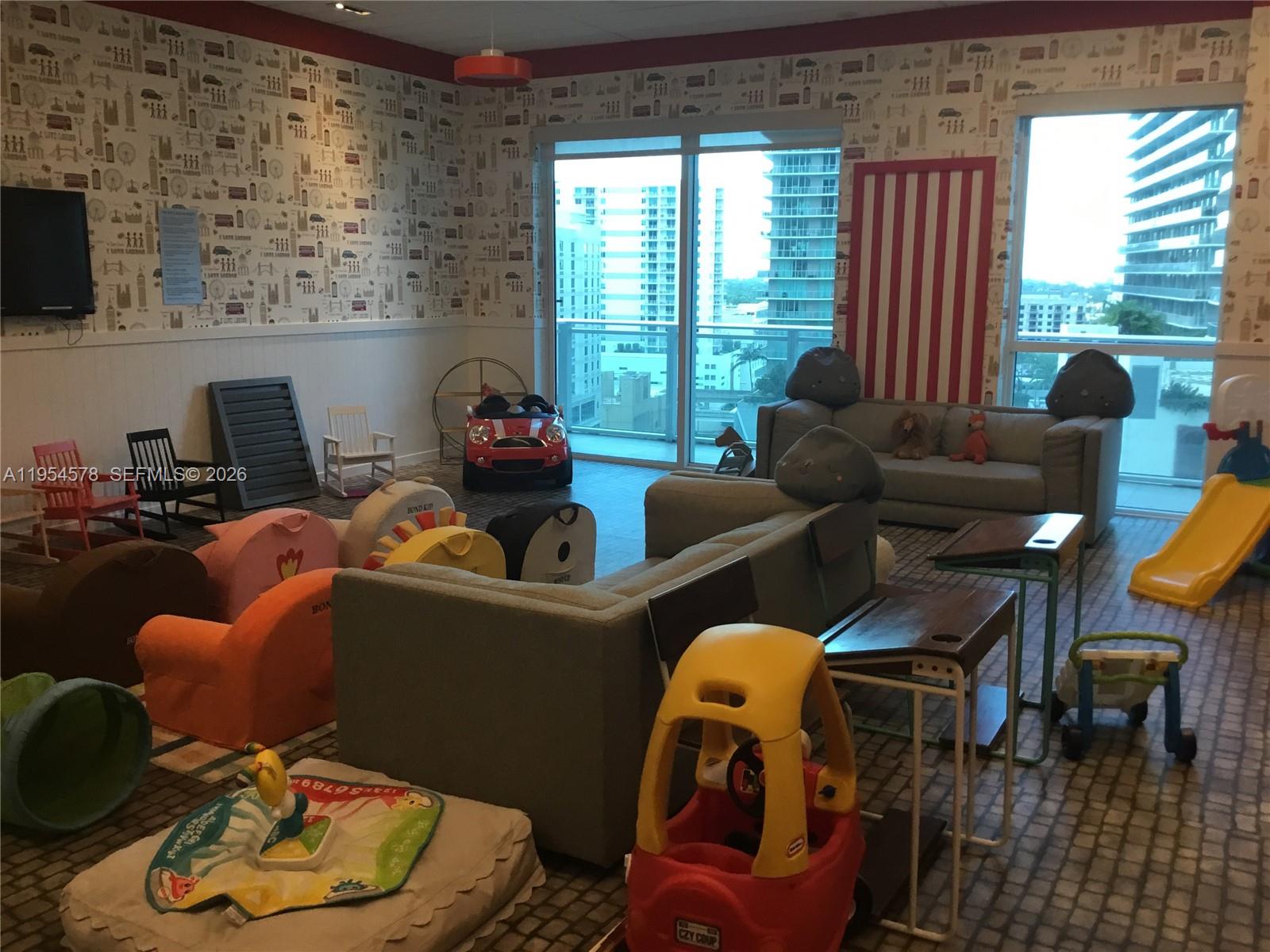 1080 Brickell Ave # 1500