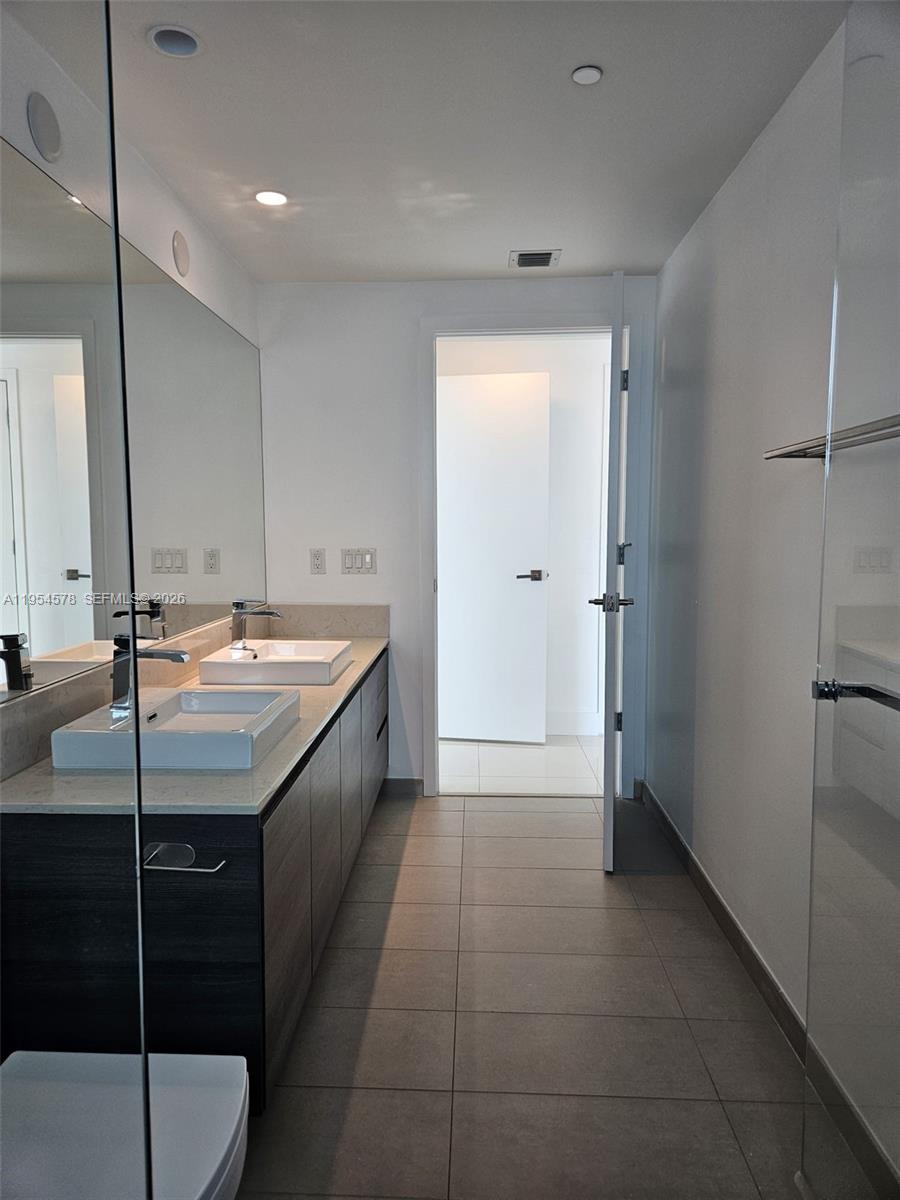 1080 Brickell Ave # 1500