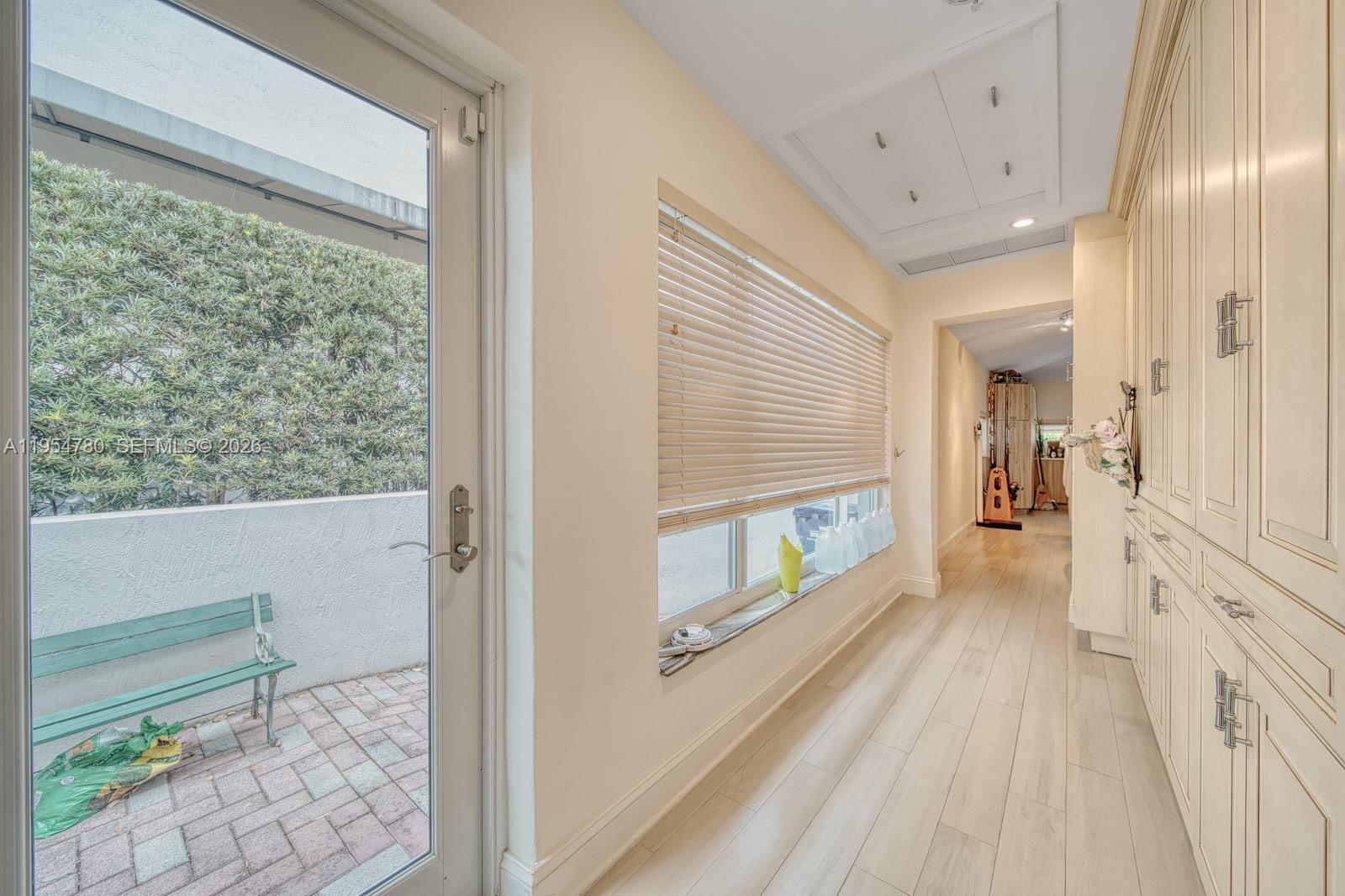 170 S Hibiscus Drive