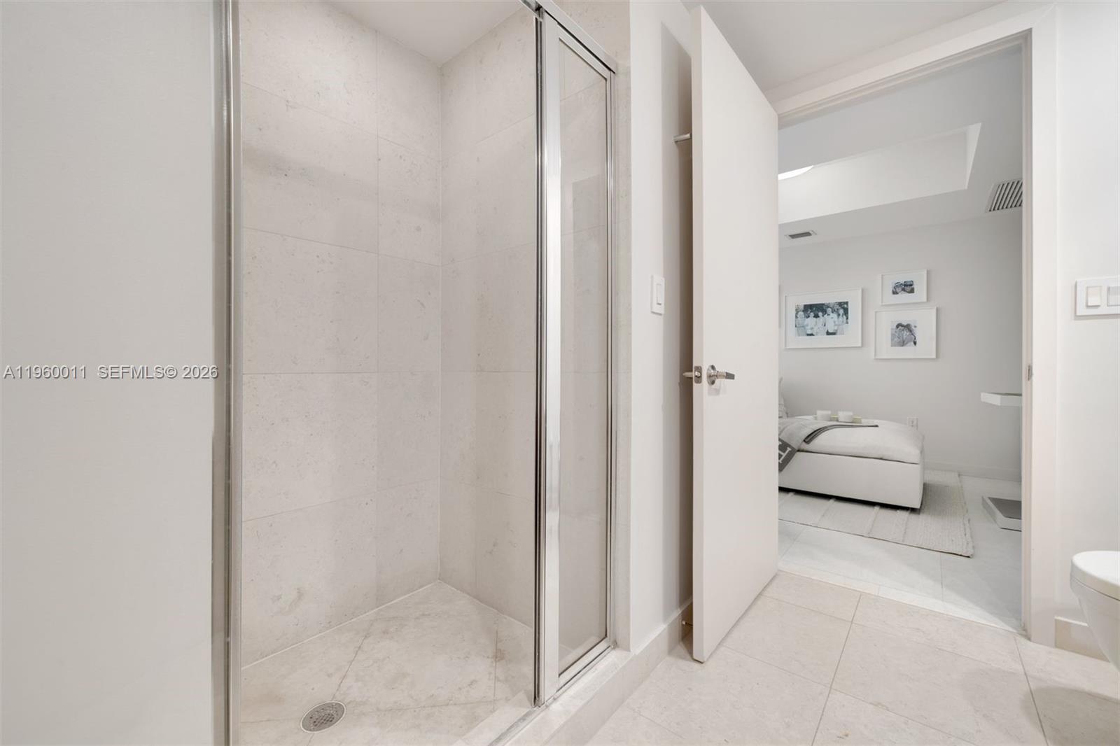 465 Brickell Ave # 2703