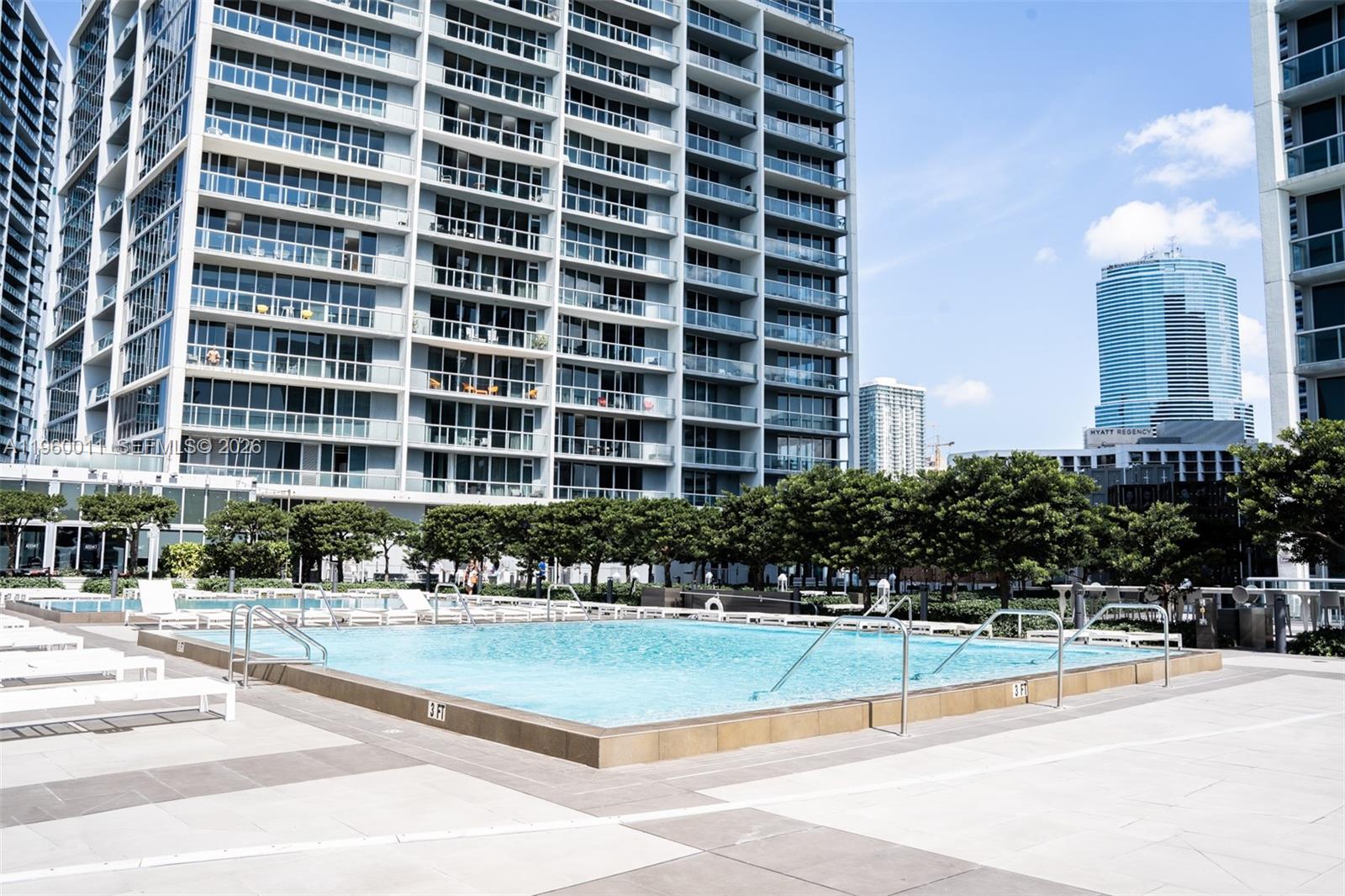 465 Brickell Ave # 2703