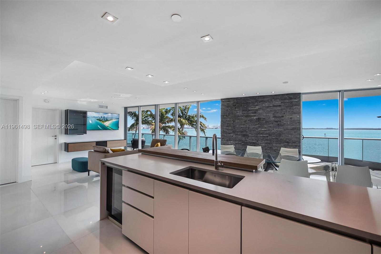 1331 Brickell Bay Dr # 33 Unit: BL-33