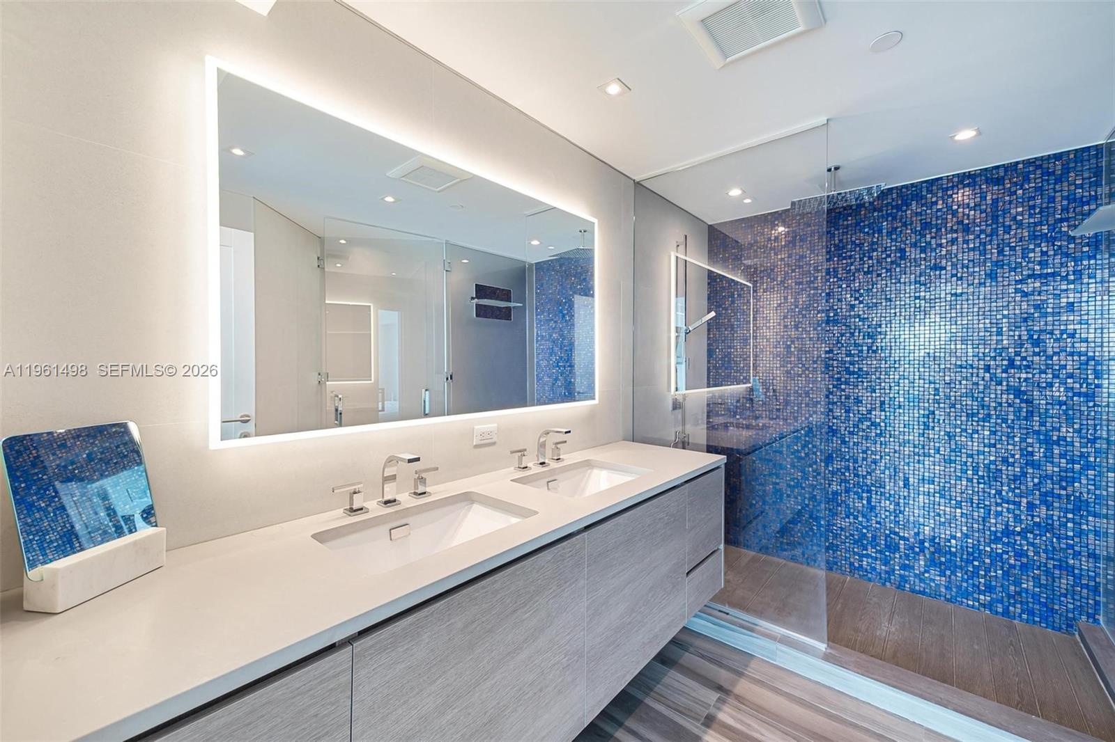 1331 Brickell Bay Dr # 33 Unit: BL-33
