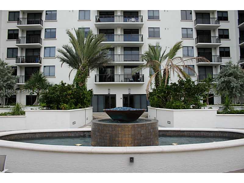 999 SW 1st Ave # 2106