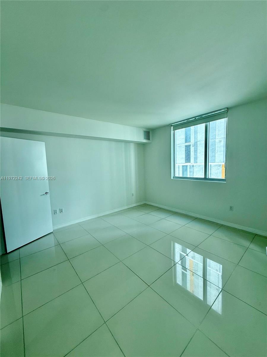55 SE 6th St # 1201