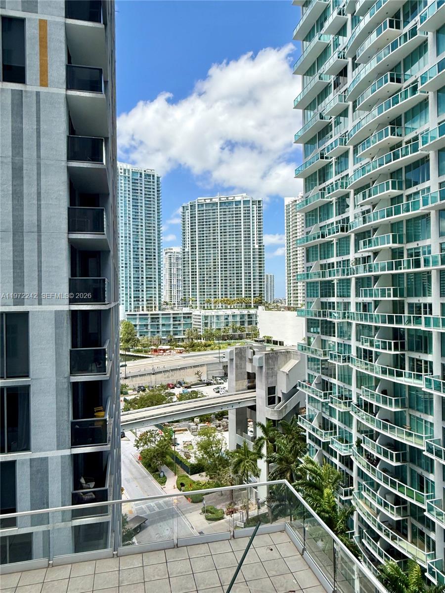 55 SE 6th St # 1201