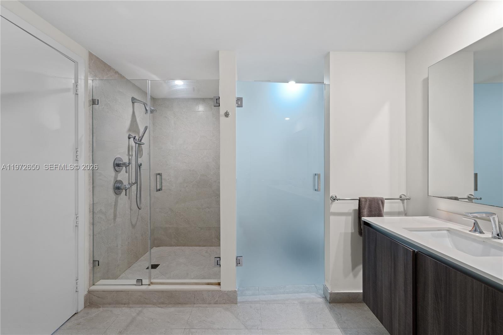 488 NE 18th St # 2112