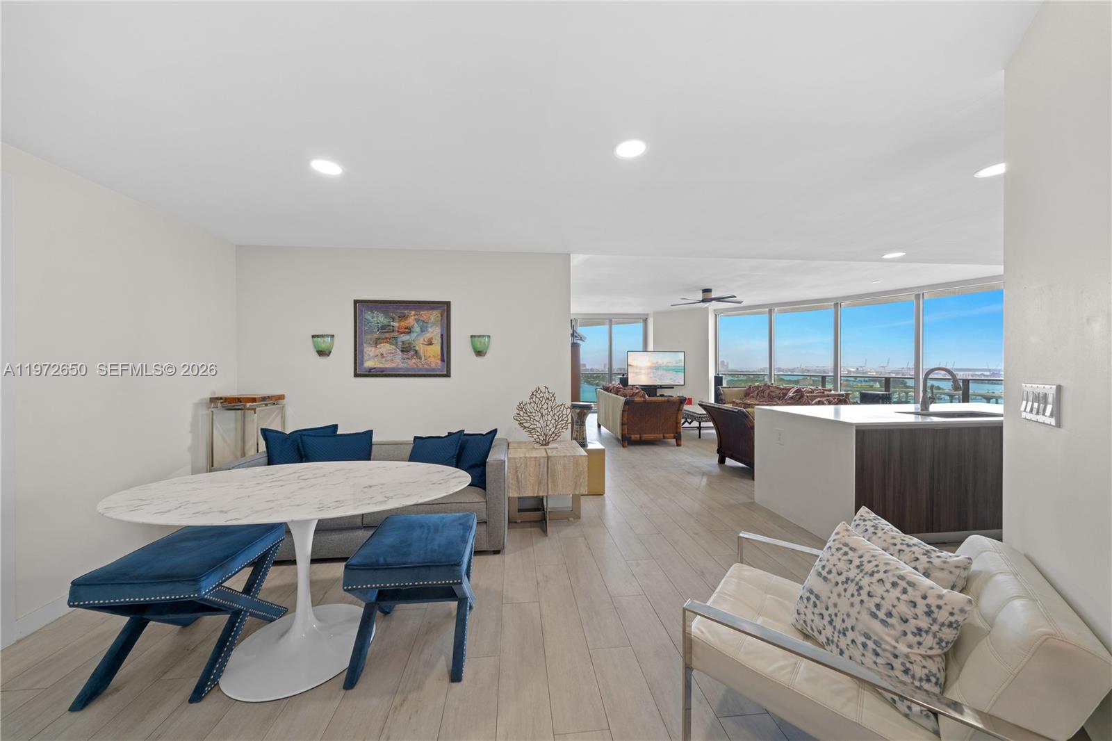 488 NE 18th St # 2112