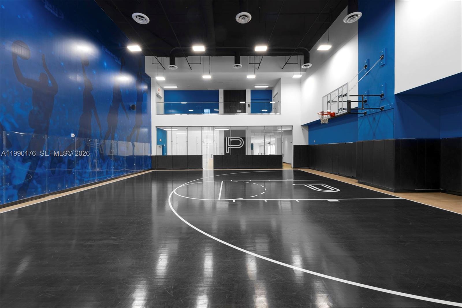 851 NE 1st Ave # 302