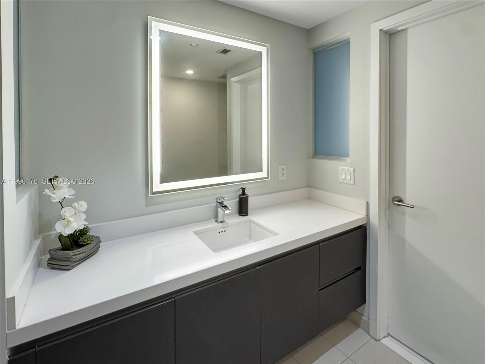 851 NE 1st Ave # 302