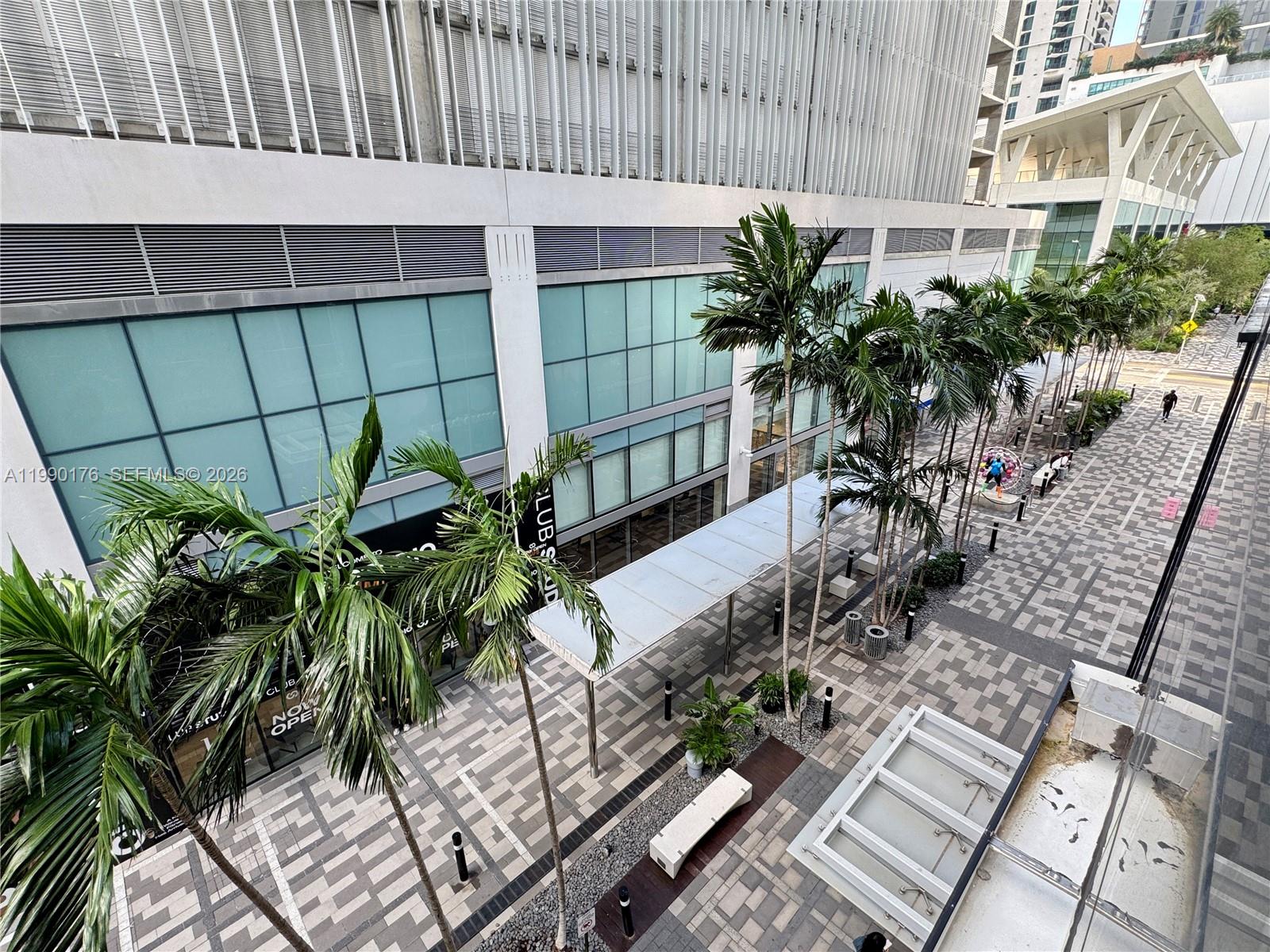 851 NE 1st Ave # 302