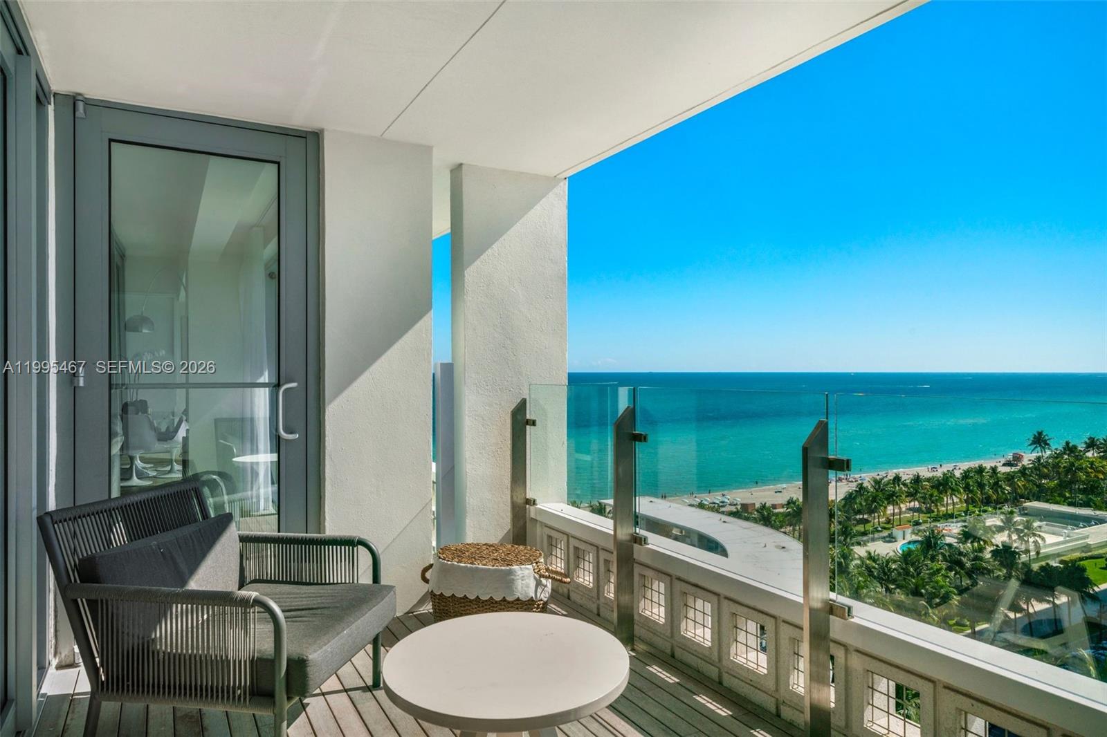 2901 Collins Ave # 1204