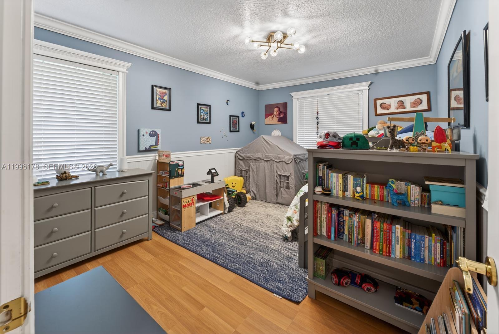 4120 SW 106th Ter