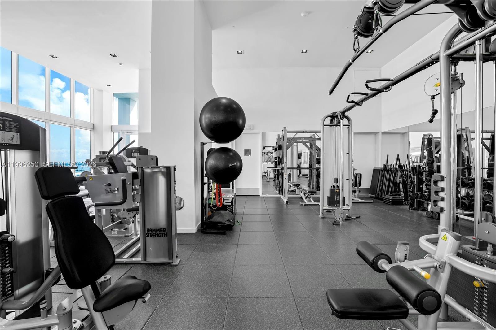 1040 Biscayne Blvd # 3304