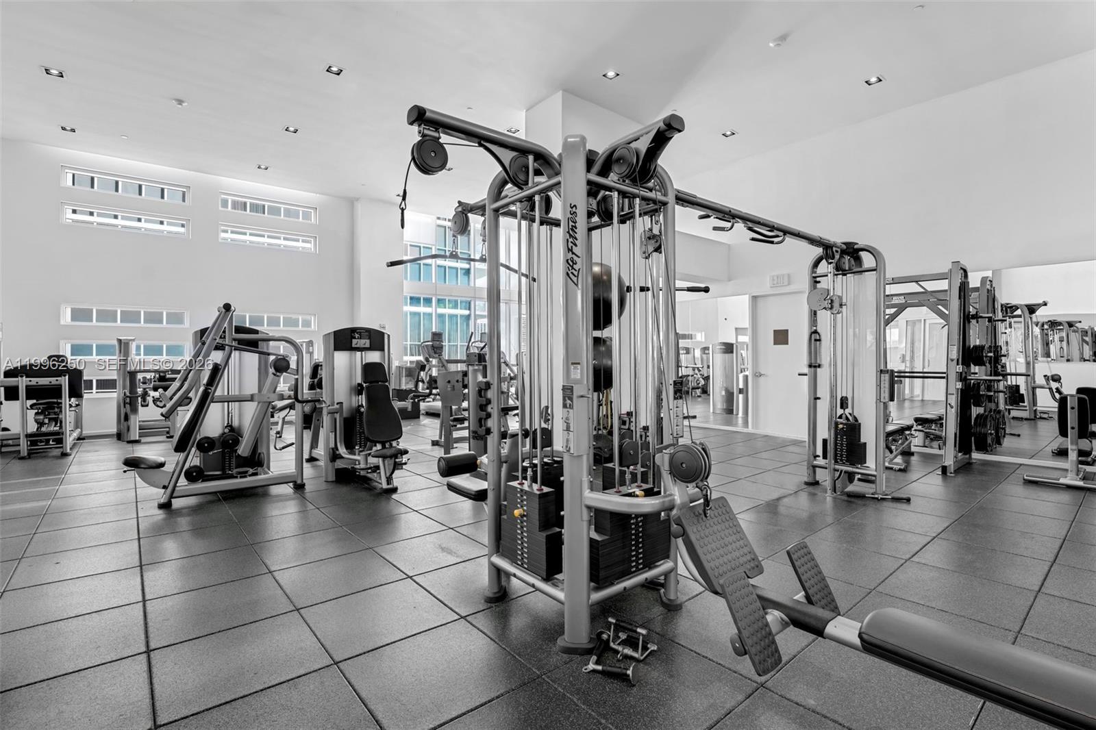 1040 Biscayne Blvd # 3304