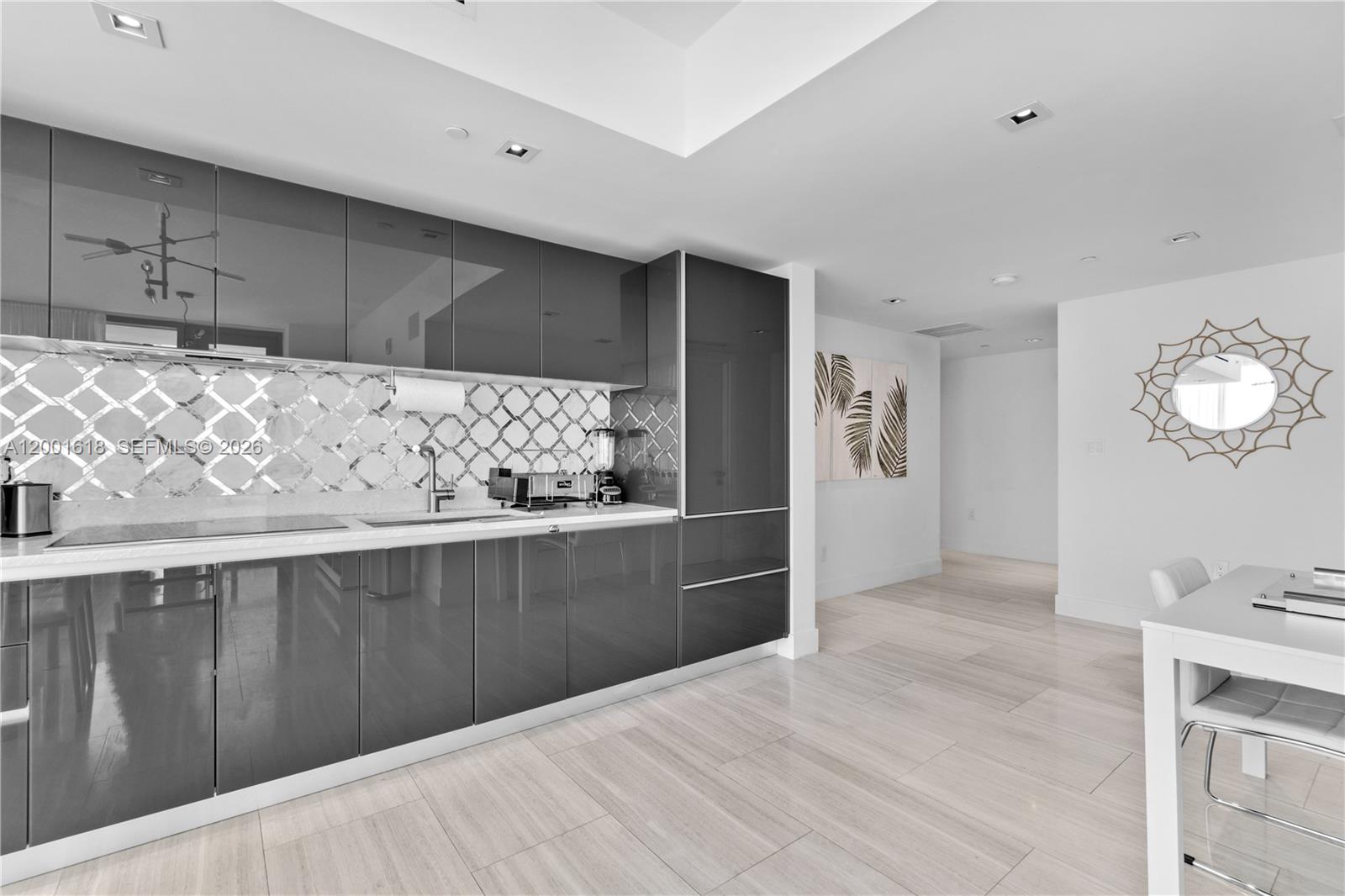 1451 Brickell Ave # 1004