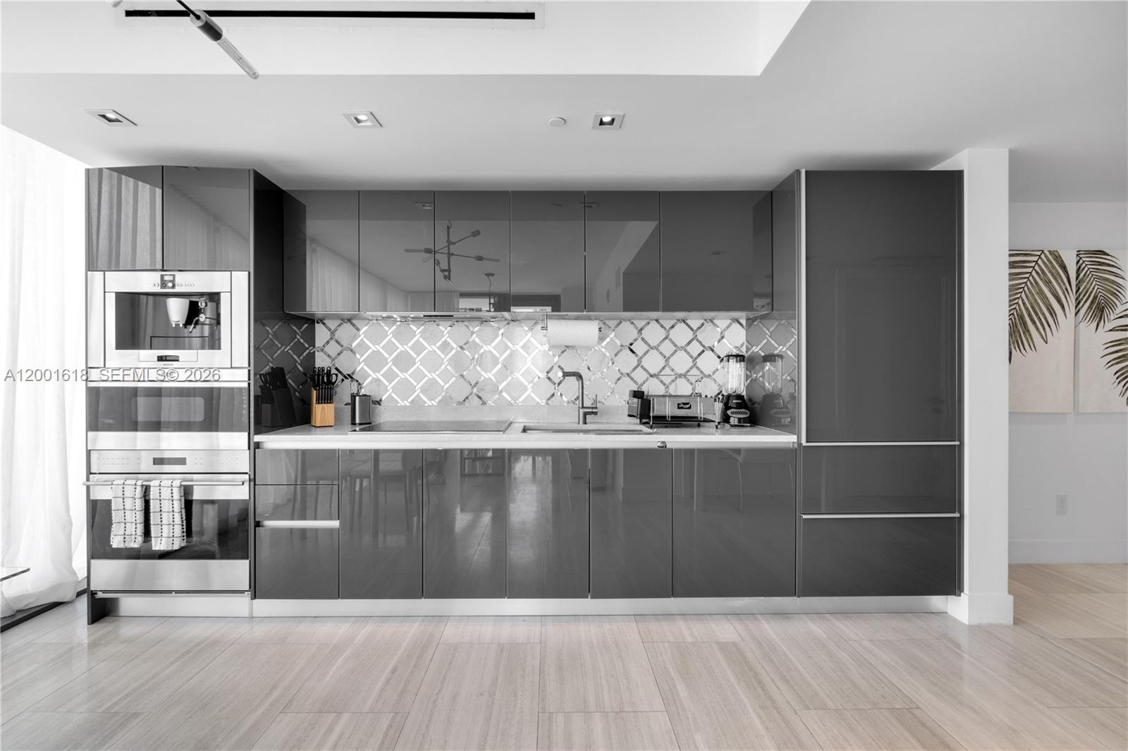 1451 Brickell Ave # 1004