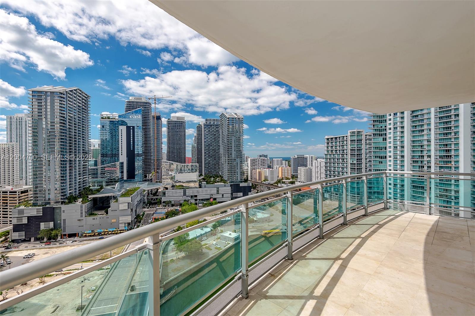 350 S Miami Ave Unit: 2702