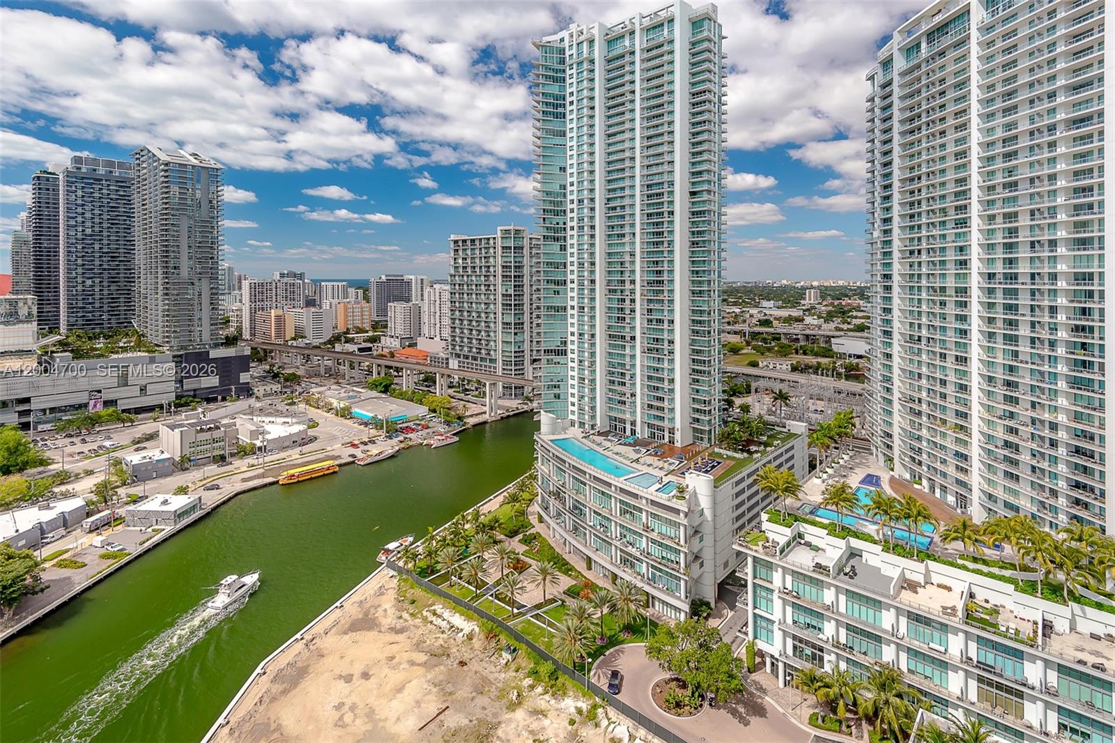 350 S Miami Ave Unit: 2702