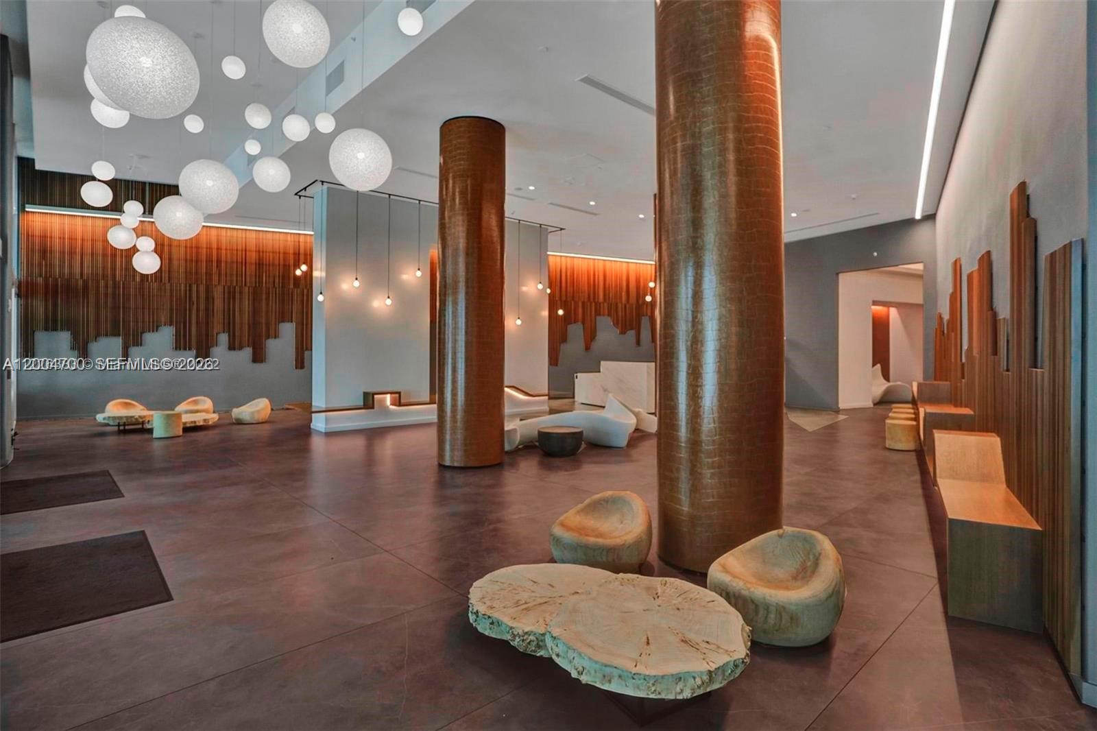350 S Miami Ave Unit: 2702