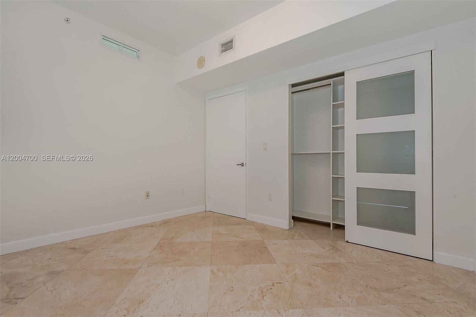 350 S Miami Ave Unit: 2702