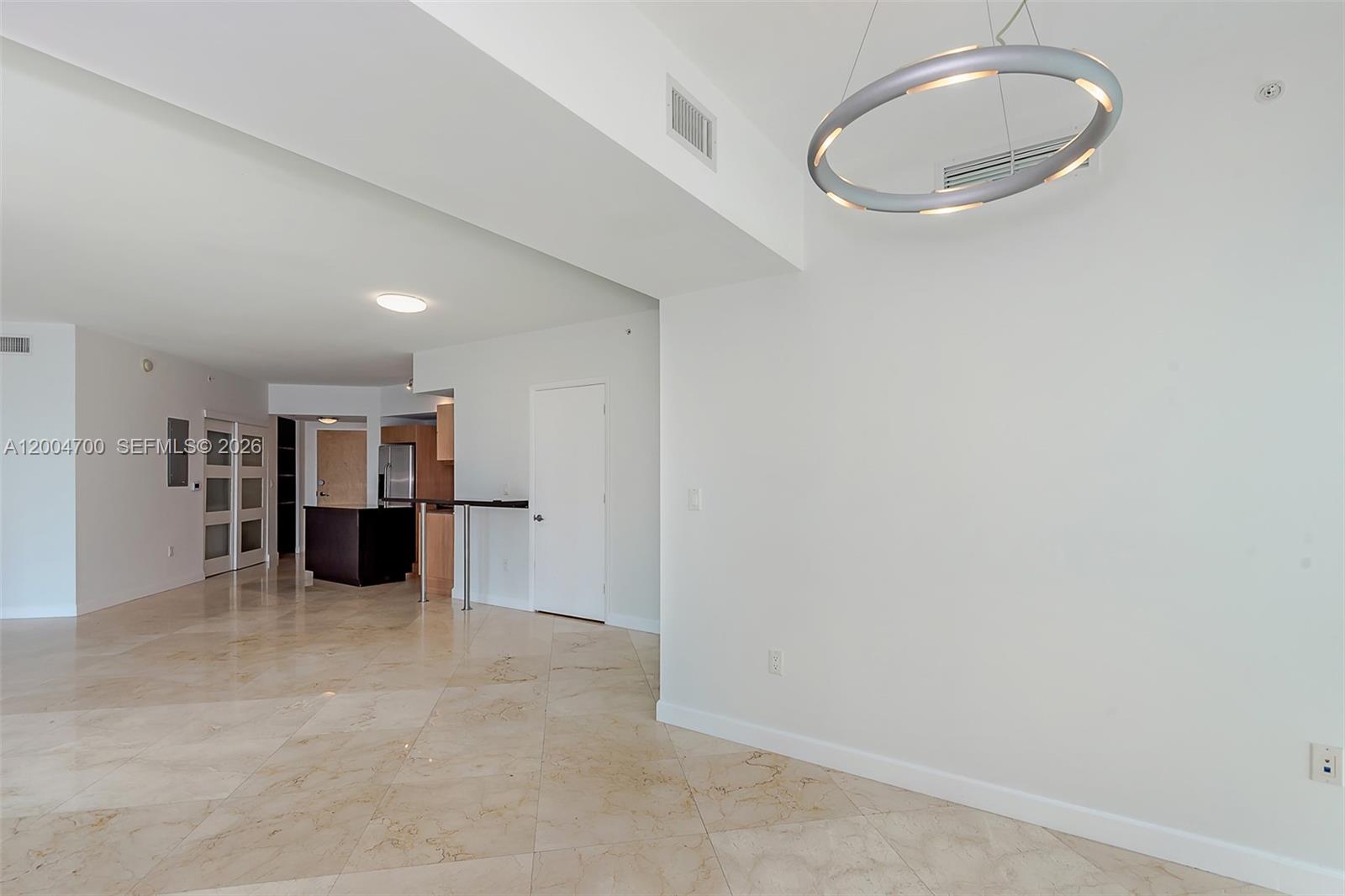 350 S Miami Ave Unit: 2702