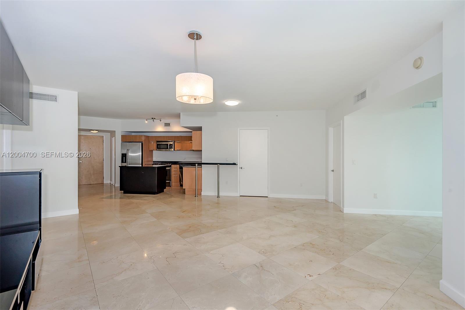 350 S Miami Ave Unit: 2702