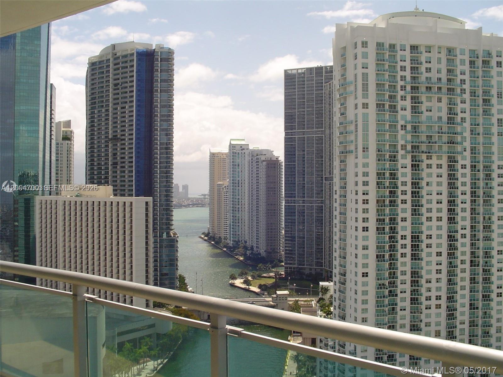 350 S Miami Ave Unit: 2702