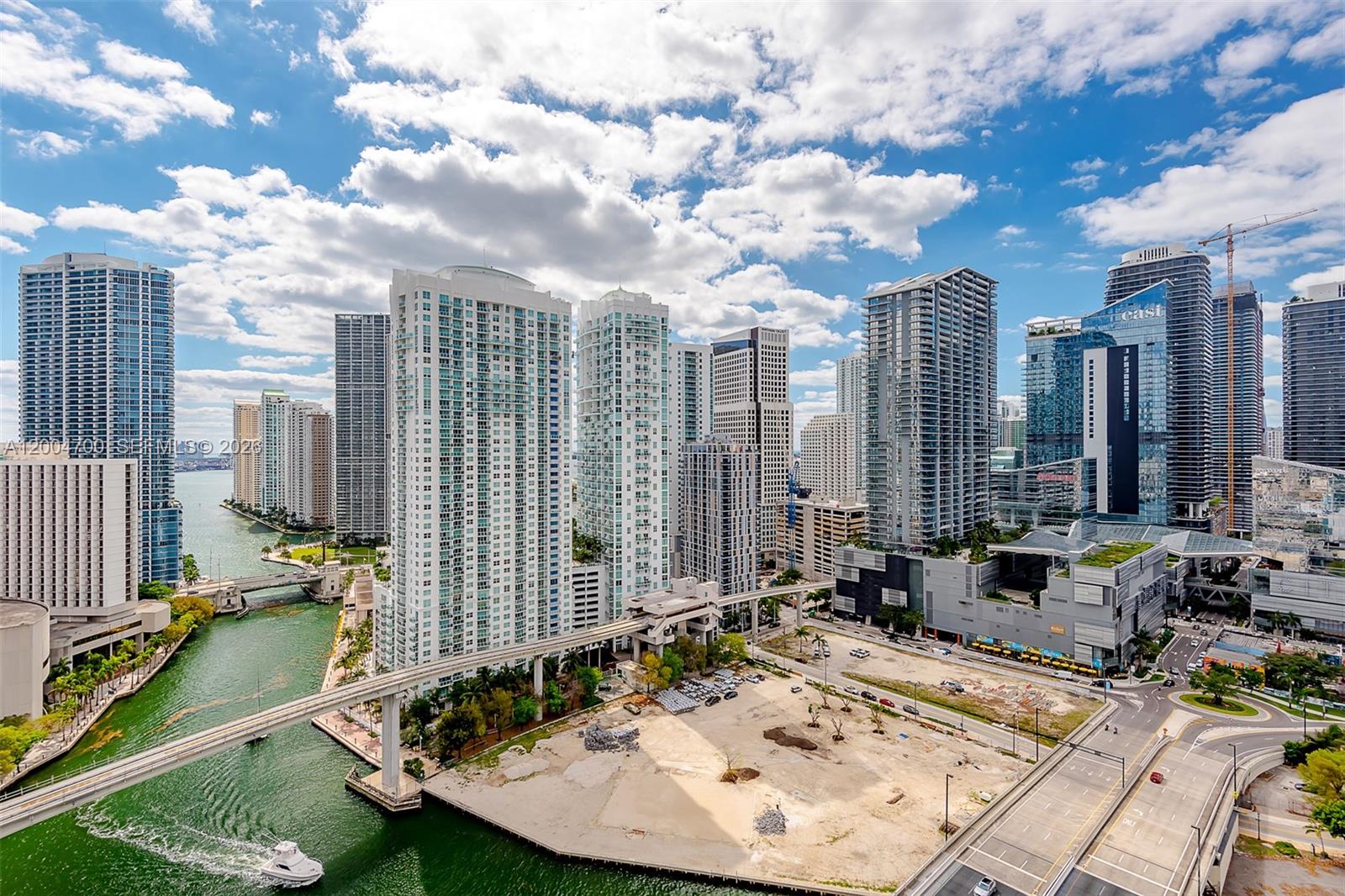 350 S Miami Ave Unit: 2702