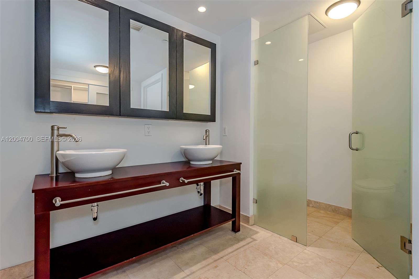 350 S Miami Ave Unit: 2702
