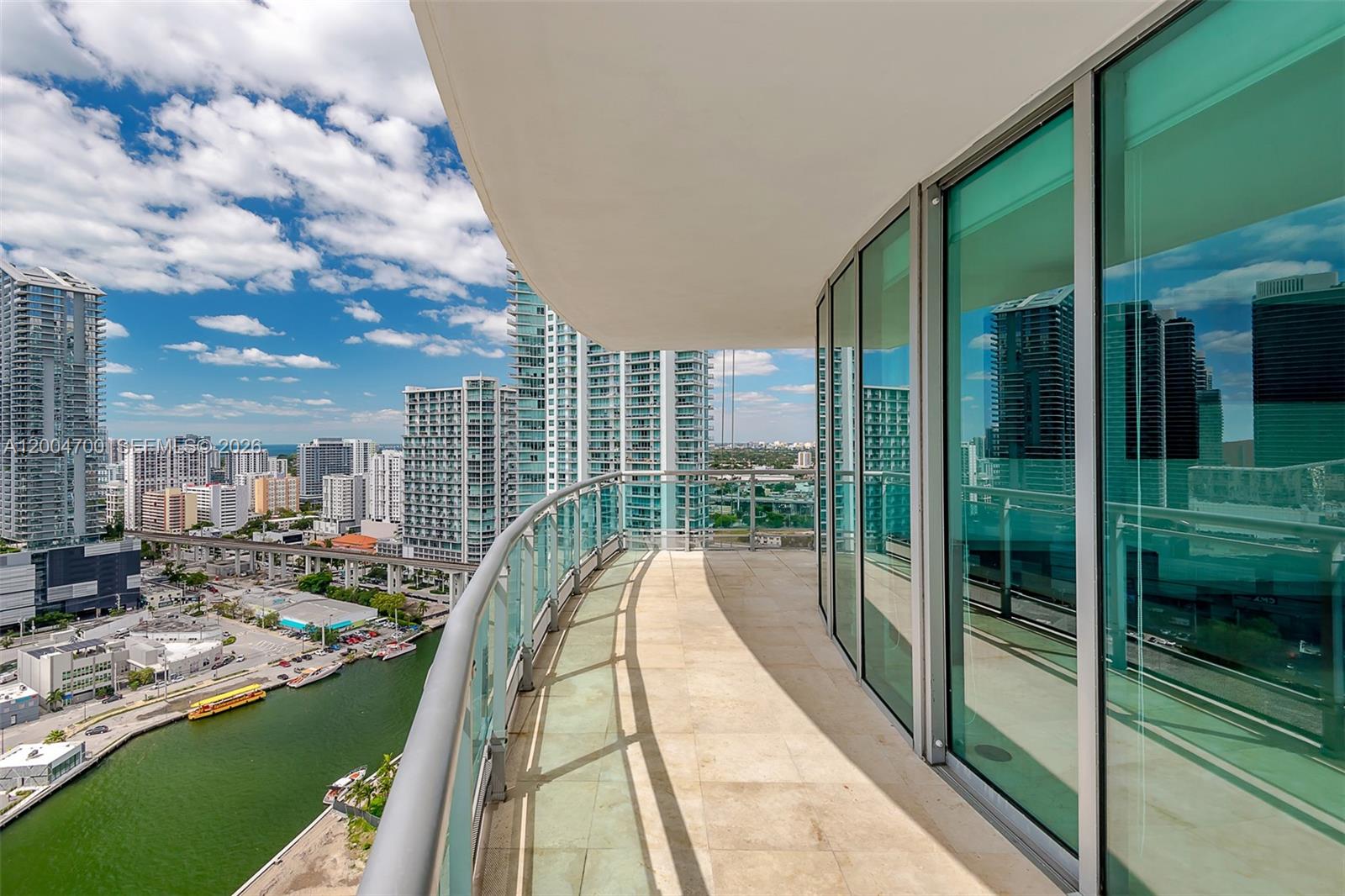 350 S Miami Ave Unit: 2702