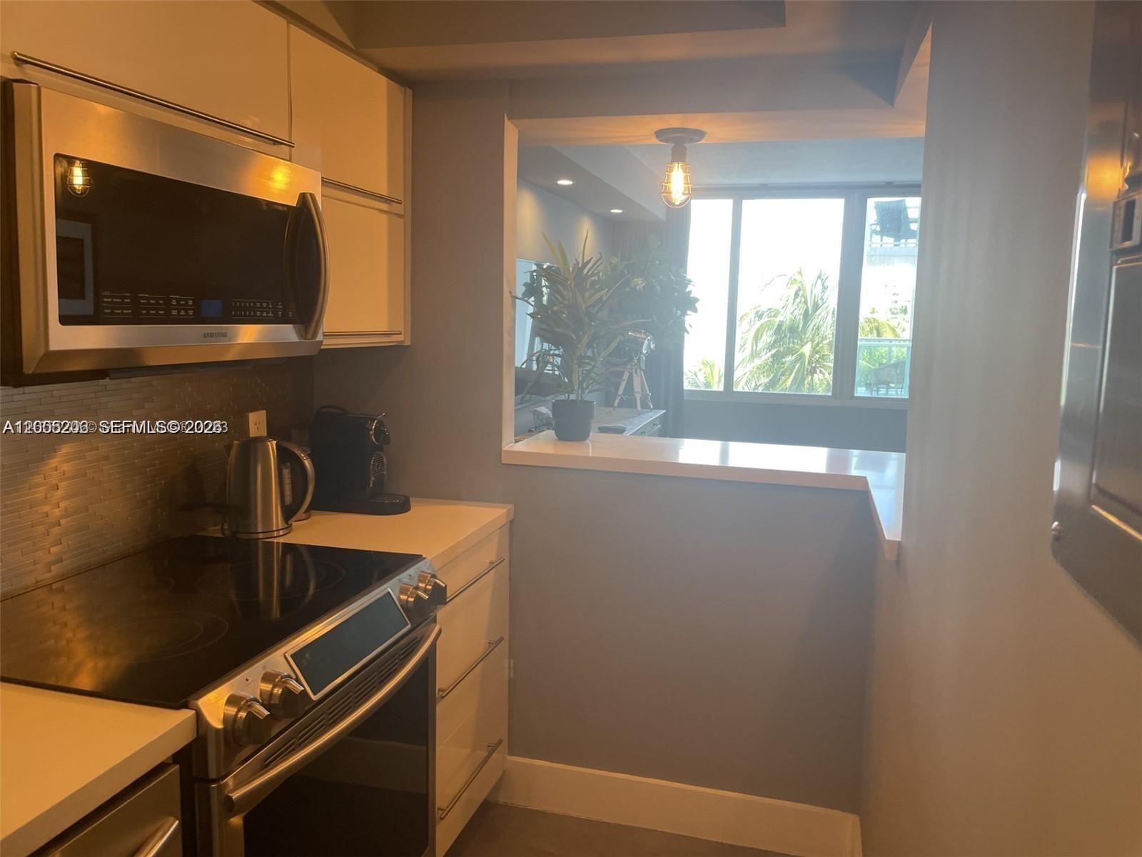 1000 West Ave # 405