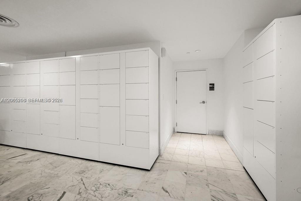 1000 West Ave # 405