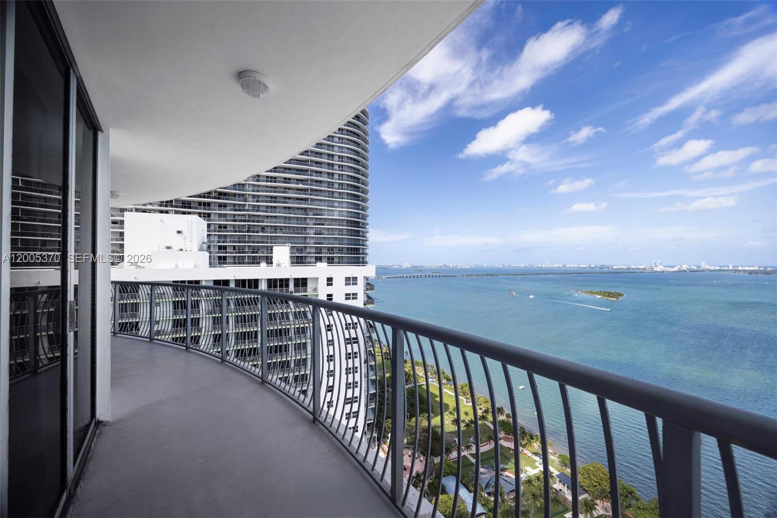 1750 N Bayshore Dr # 3801