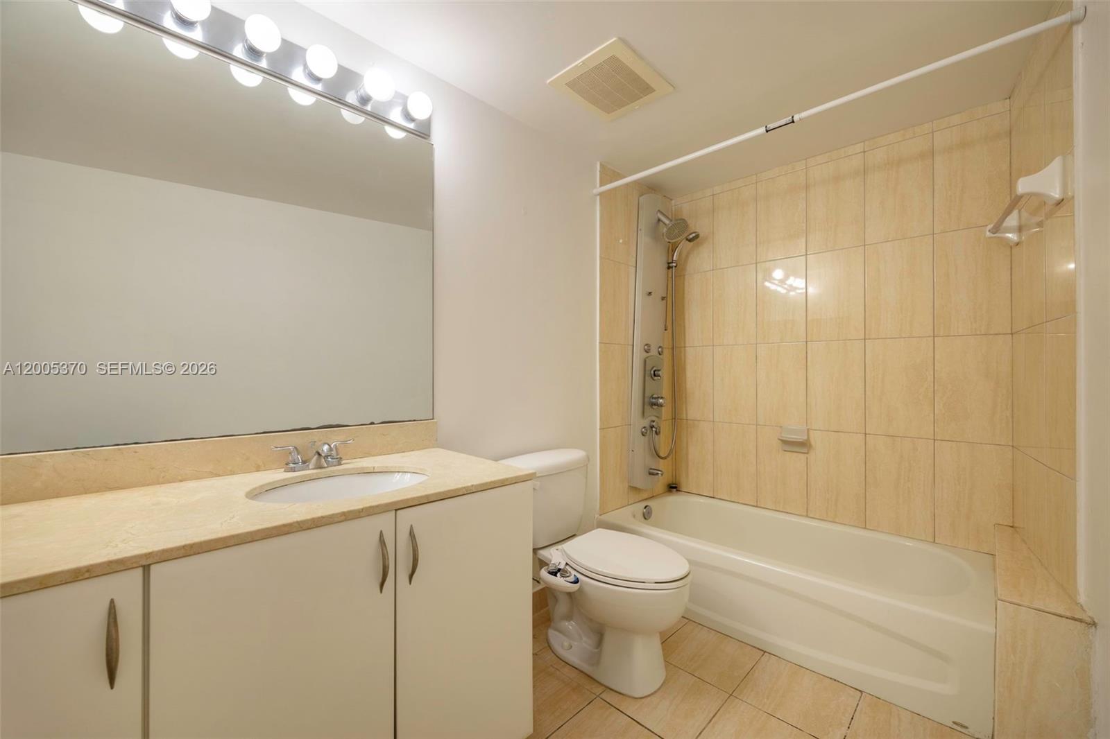 1750 N Bayshore Dr # 3801