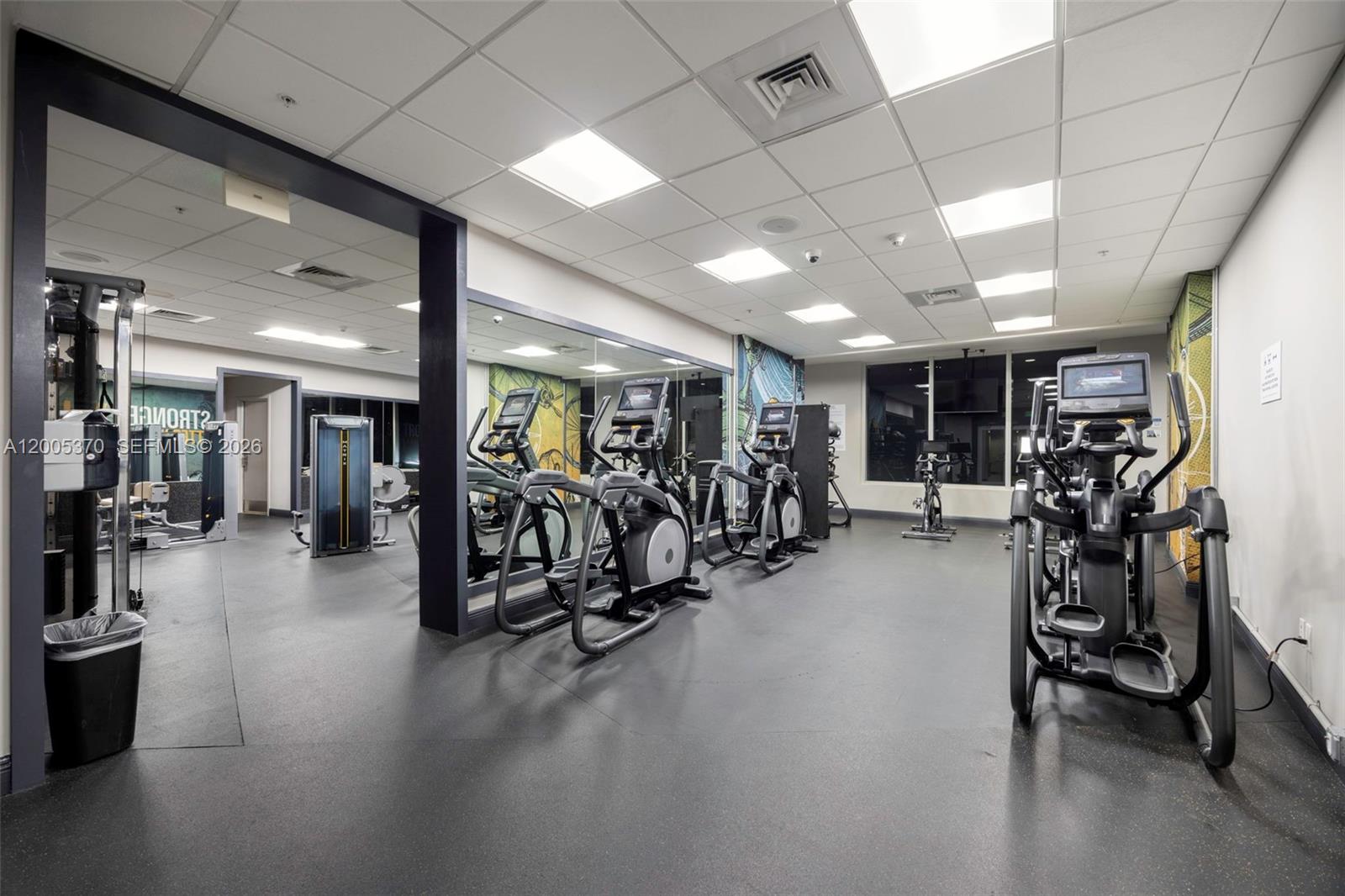 1750 N Bayshore Dr # 3801